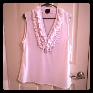 Ruffled sleeveless t-shirt
